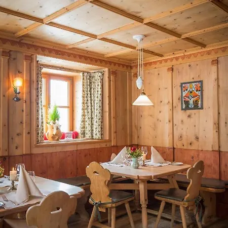 Hotell Tauroa Winterstellgut *